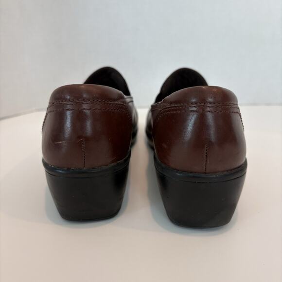 CLARKS Bendables Leather Slip On Shoes Size 9M Brown Wedge Comfort 38630 - Picture 3 of 8